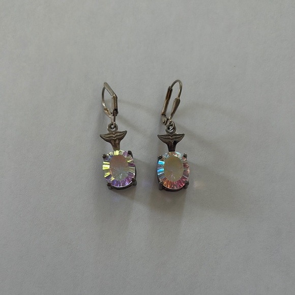 Silver Iridescent Earrings with sheet gemstone whale tail design drop design - Picture 1 of 6